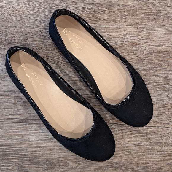 LC Lauren Conrad Shoes - Lauren Conrad Black Suede Flats